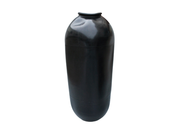 水山破碎錘使用蓄能器有無的區別?